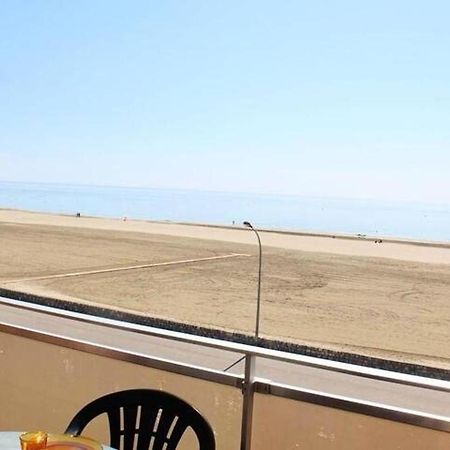 Appartement 3 Pieces Avec Parking, A 10M De La Plage - 6 Couchages - Fr-1-229C-171 Port-la-Nouvelle Exteriör bild