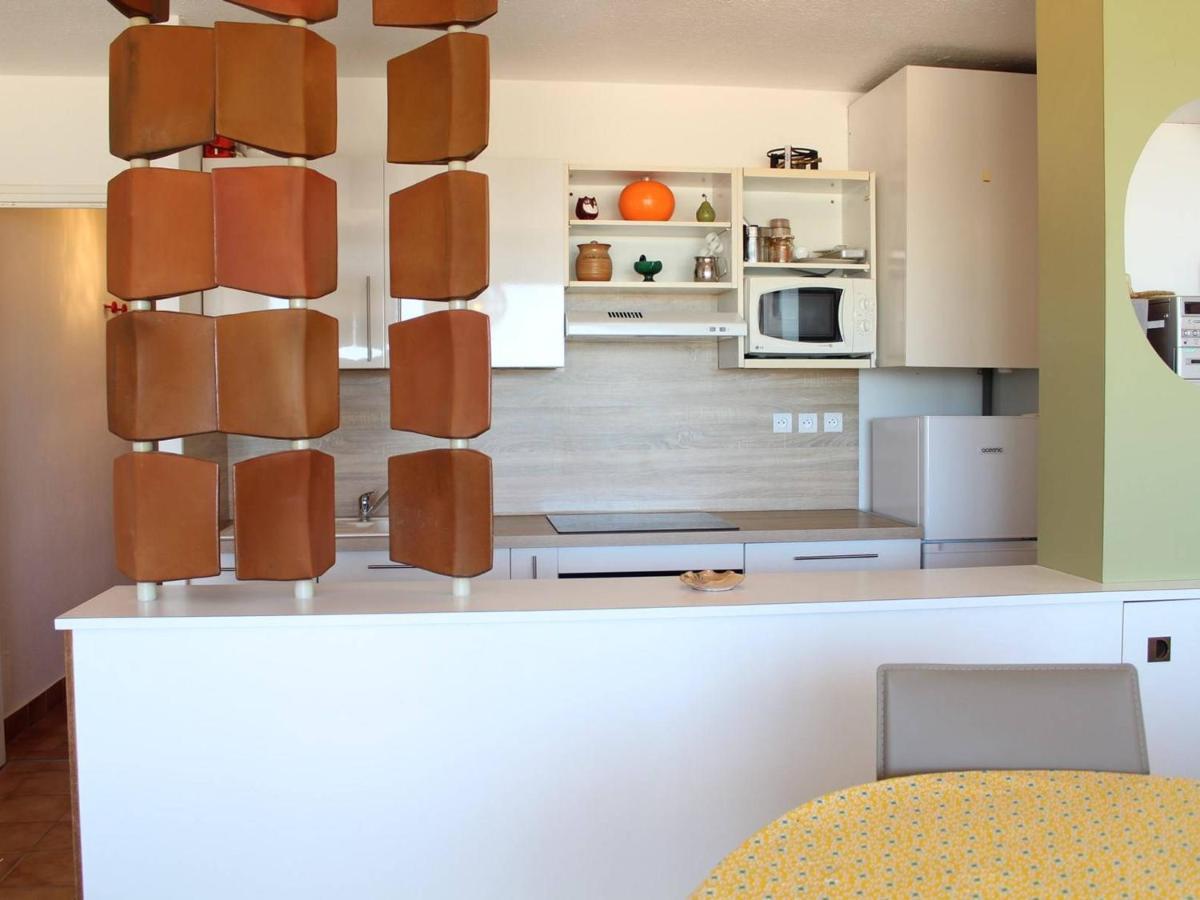 Appartement 3 Pieces Avec Parking, A 10M De La Plage - 6 Couchages - Fr-1-229C-171 Port-la-Nouvelle Exteriör bild
