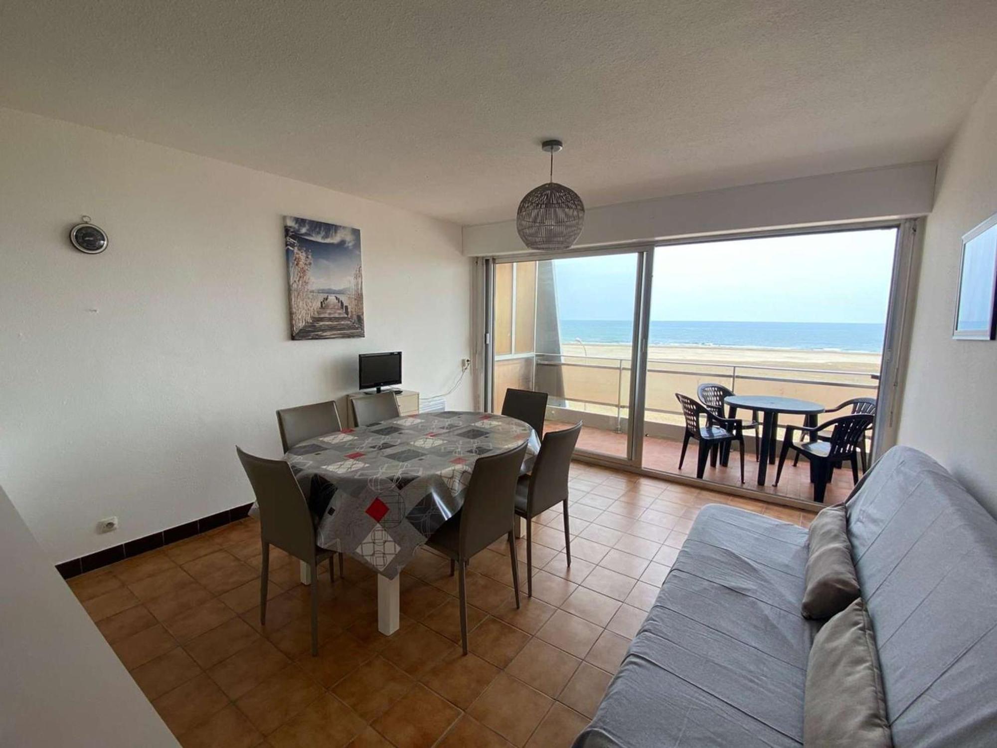 Appartement 3 Pieces Avec Parking, A 10M De La Plage - 6 Couchages - Fr-1-229C-171 Port-la-Nouvelle Exteriör bild